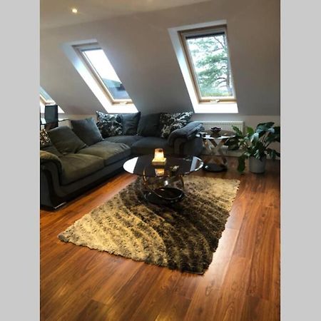 Struan Coach House In Gated Residence 斯特灵 外观 照片